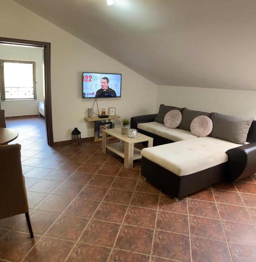 Apartment Atina Kotor Extérieur photo