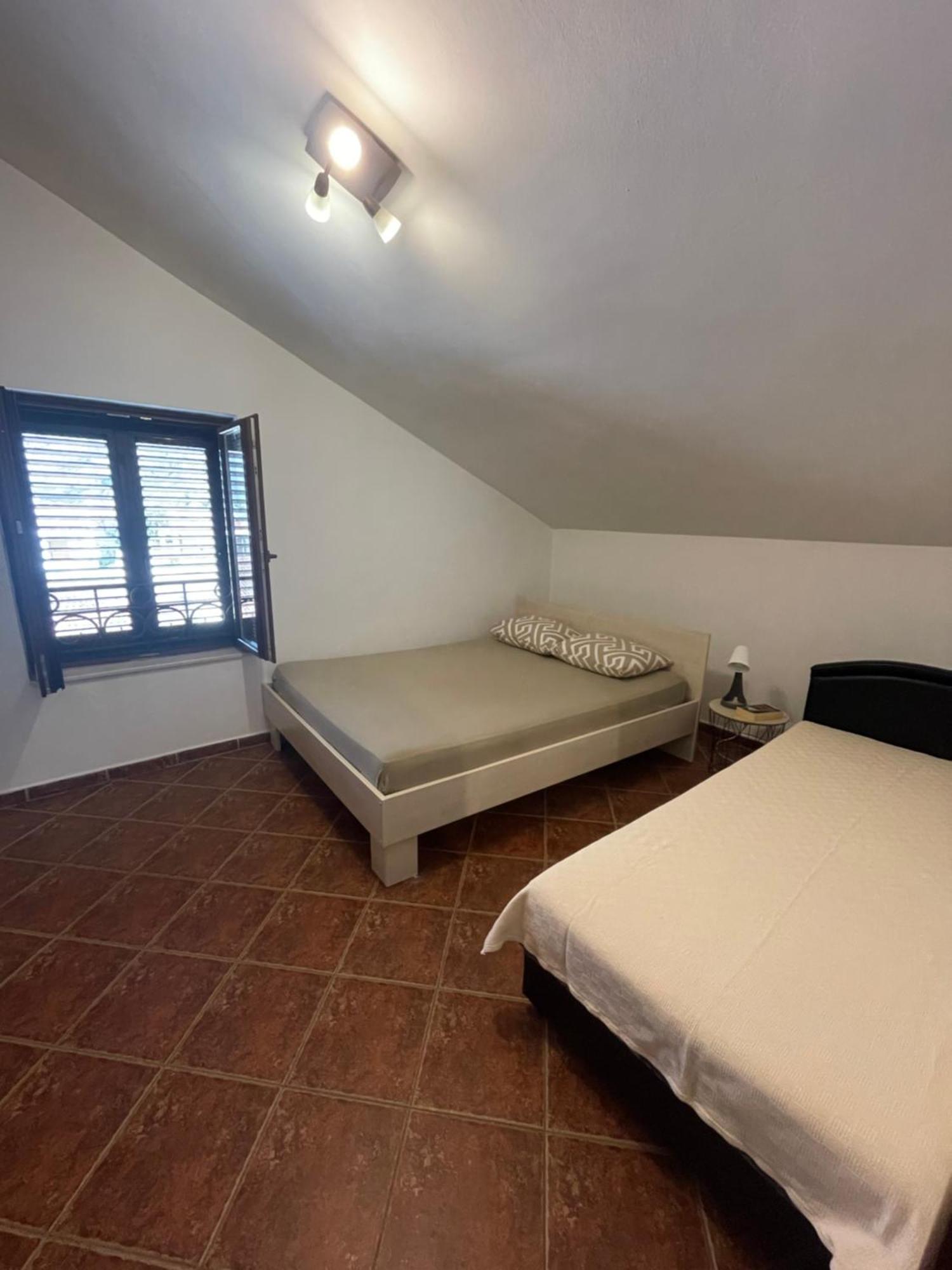 Apartment Atina Kotor Extérieur photo