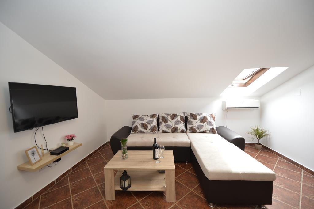 Apartment Atina Kotor Extérieur photo